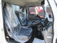 三菱ふそうキャンターアルミウイング小型（2t・3t）[写真07]