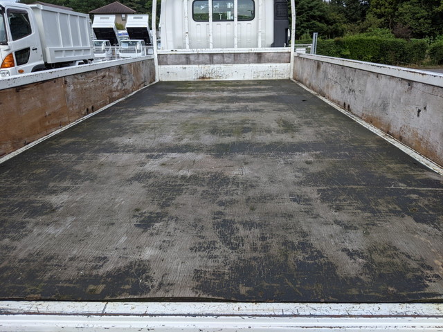 トヨタダイナ平ボディ小型（2t・3t）[写真11]