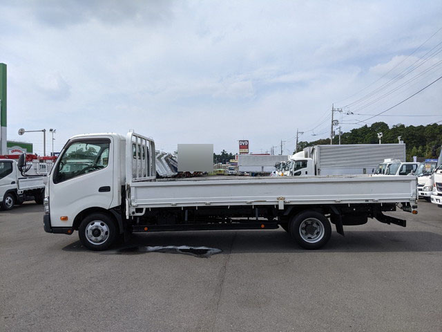 トヨタダイナ平ボディ小型（2t・3t）[写真12]