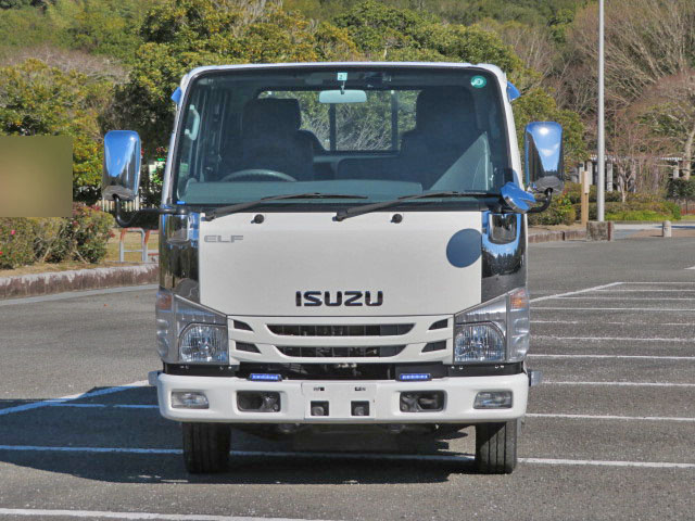 いすゞエルフダブルキャブ（Wキャブ）小型（2t・3t）[写真05]