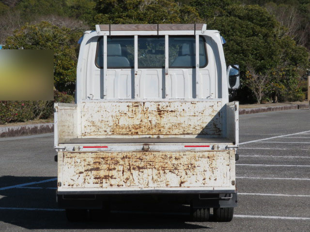 いすゞエルフダブルキャブ（Wキャブ）小型（2t・3t）[写真08]