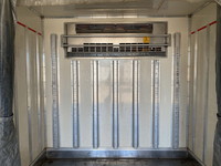 いすゞエルフ冷凍車（冷蔵車）小型（2t・3t）[写真13]