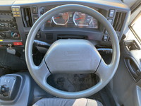 いすゞエルフ冷凍車（冷蔵車）小型（2t・3t）[写真30]