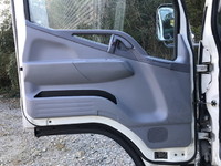 三菱ふそうキャンターアルミウイング小型（2t・3t）[写真26]