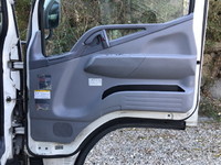 三菱ふそうキャンターアルミウイング小型（2t・3t）[写真27]