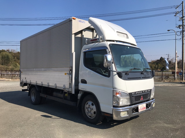 三菱ふそうキャンターアルミウイング小型（2t・3t）[写真03]