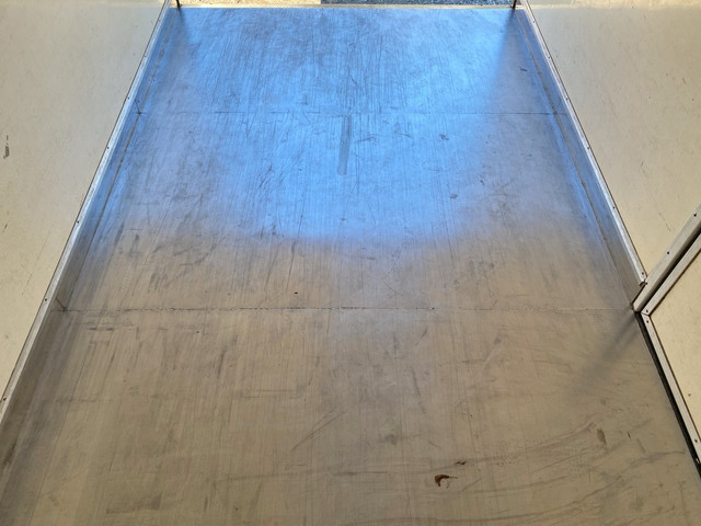 三菱ふそうキャンター冷凍車（冷蔵車）小型（2t・3t）[写真17]