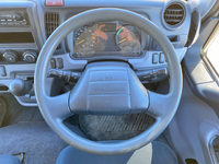 三菱ふそうキャンター冷凍車（冷蔵車）小型（2t・3t）[写真38]