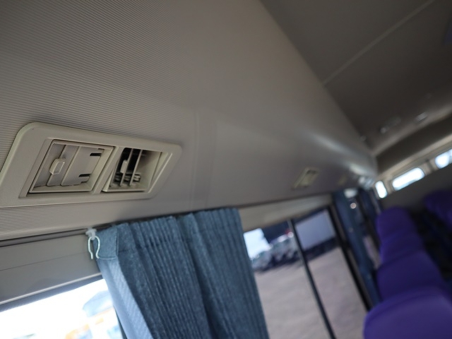 三菱ふそうローザマイクロバス[写真27]