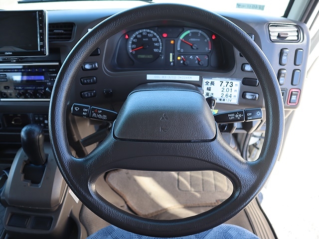 三菱ふそうローザマイクロバス[写真33]