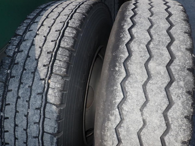 その他のメーカーその他の車種トレーラー（セミトレーラー）大型（10t）[写真23]