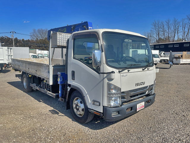 いすゞエルフクレーン3段小型（2t・3t）[写真02]