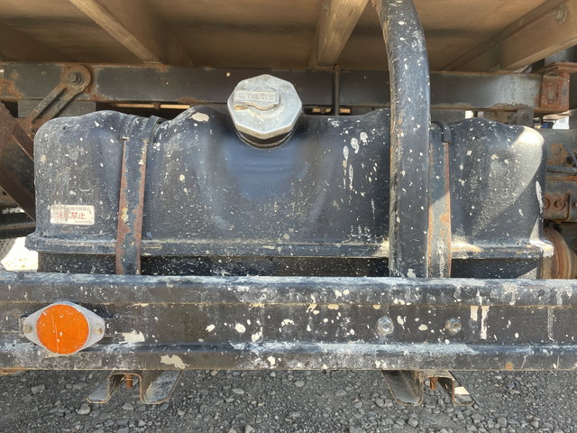 いすゞエルフクレーン3段小型（2t・3t）[写真22]