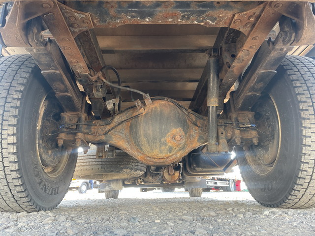 いすゞエルフクレーン3段小型（2t・3t）[写真23]