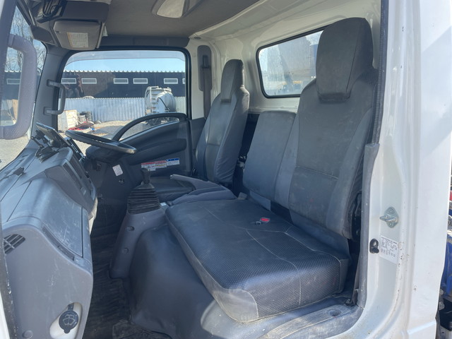 いすゞエルフクレーン3段小型（2t・3t）[写真27]