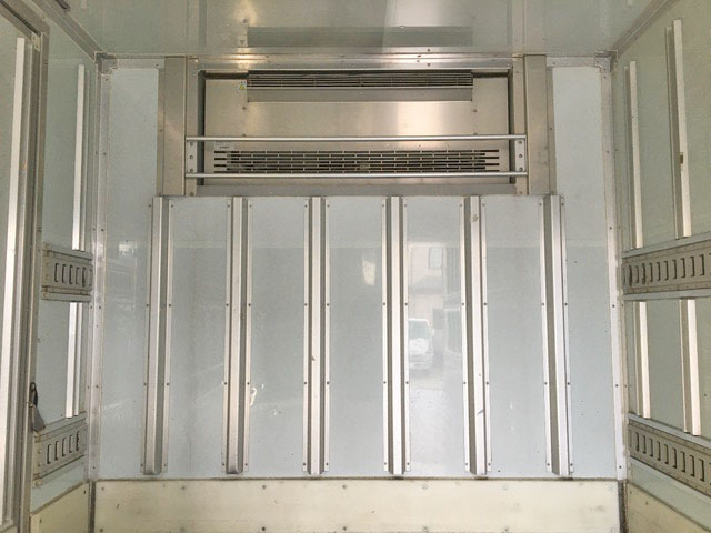 日野デュトロ冷凍車（冷蔵車）小型（2t・3t）[写真14]