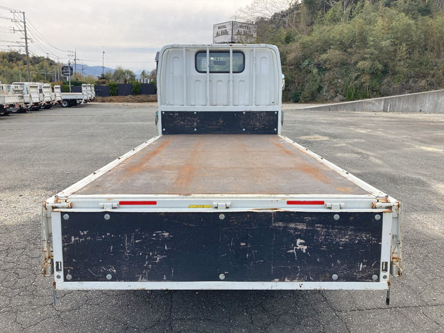 日産アトラス平ボディ小型（2t・3t）[写真12]