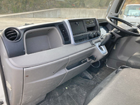 日産アトラス平ボディ小型（2t・3t）[写真33]