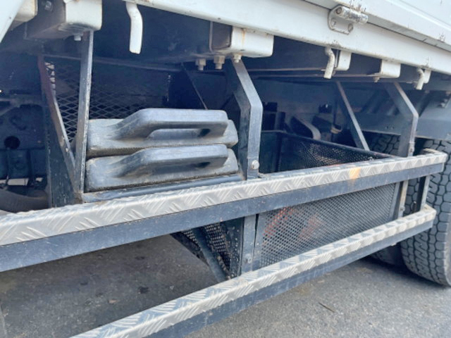 三菱ふそうキャンタークレーン4段小型（2t・3t）[写真16]