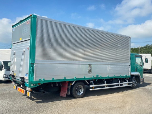 いすゞフォワードアルミウイング中型（4t）[写真04]