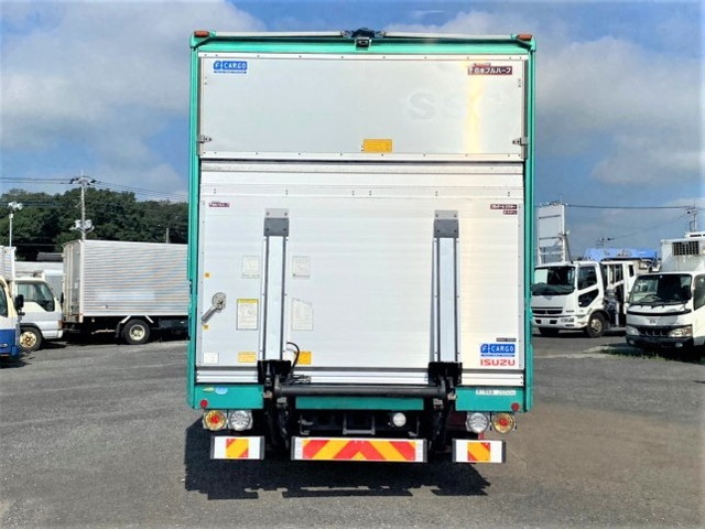 いすゞフォワードアルミウイング中型（4t）[写真06]