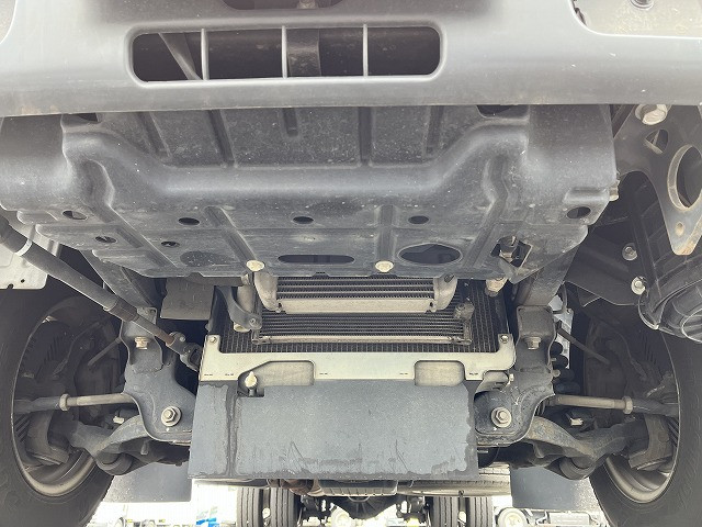 トヨタトヨエース幌ウイング小型（2t・3t）[写真16]