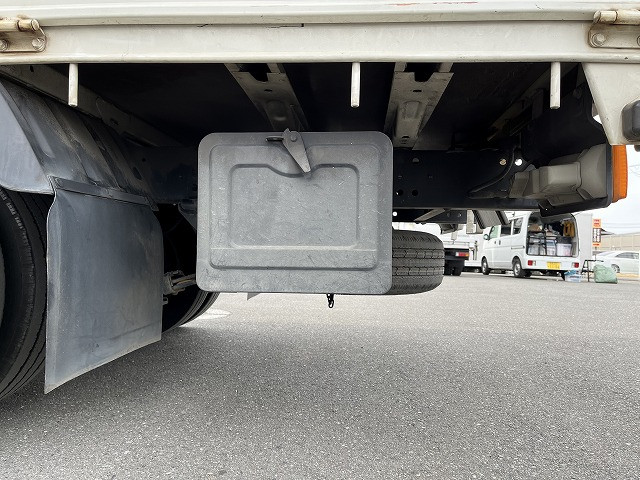 トヨタトヨエース幌ウイング小型（2t・3t）[写真19]