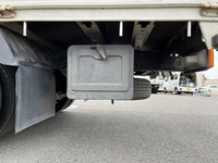 トヨタトヨエース幌ウイング小型（2t・3t）[写真19]