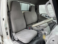 トヨタトヨエース幌ウイング小型（2t・3t）[写真26]