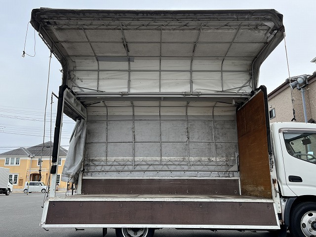トヨタトヨエース幌ウイング小型（2t・3t）[写真08]