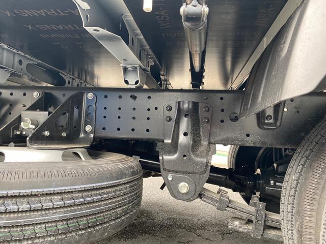 日野デュトロ平ボディ小型（2t・3t）[写真16]