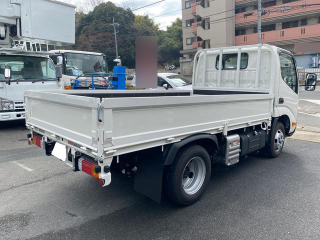 日野デュトロ平ボディ小型（2t・3t）[写真04]