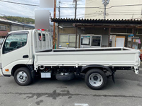 日野デュトロ平ボディ小型（2t・3t）[写真05]