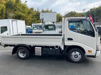 日野デュトロ平ボディ小型（2t・3t）[写真06]
