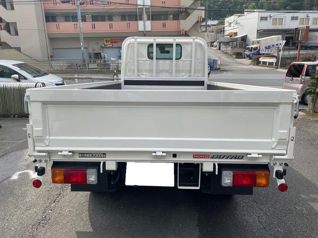 日野デュトロ平ボディ小型（2t・3t）[写真08]