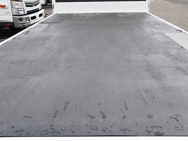 日野デュトロ平ボディ小型（2t・3t）[写真10]