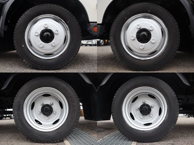 日野デュトロ平ボディ小型（2t・3t）[写真19]