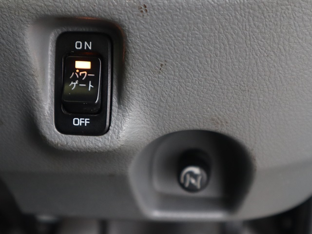 日野デュトロ平ボディ小型（2t・3t）[写真28]