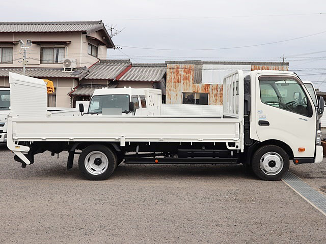 日野デュトロ平ボディ小型（2t・3t）[写真07]