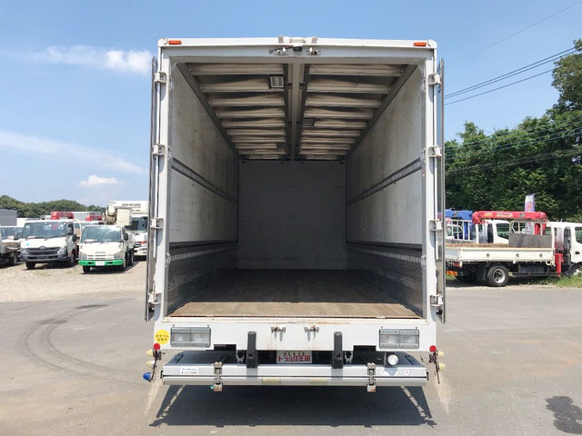 三菱ふそうファイターアルミウイング中型（4t）[写真10]