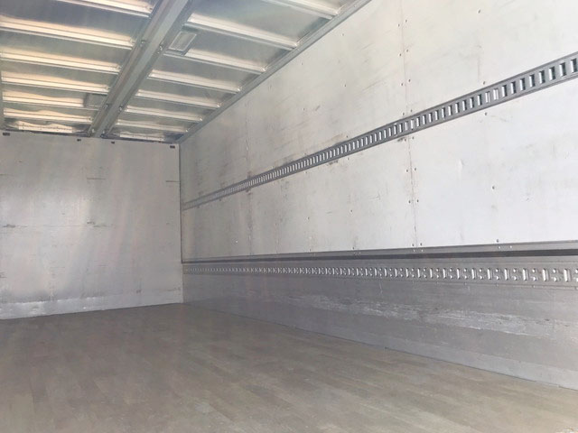 三菱ふそうファイターアルミウイング中型（4t）[写真15]