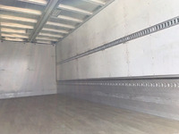 三菱ふそうファイターアルミウイング中型（4t）[写真15]