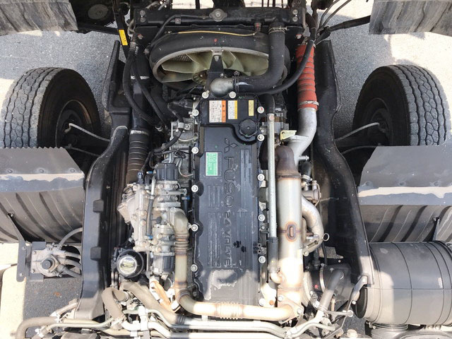 三菱ふそうファイターアルミウイング中型（4t）[写真24]