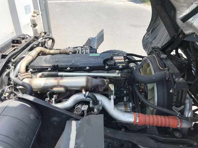 三菱ふそうファイターアルミウイング中型（4t）[写真26]