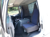 三菱ふそうファイターアルミウイング中型（4t）[写真29]