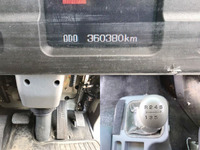 三菱ふそうファイターアルミウイング中型（4t）[写真38]