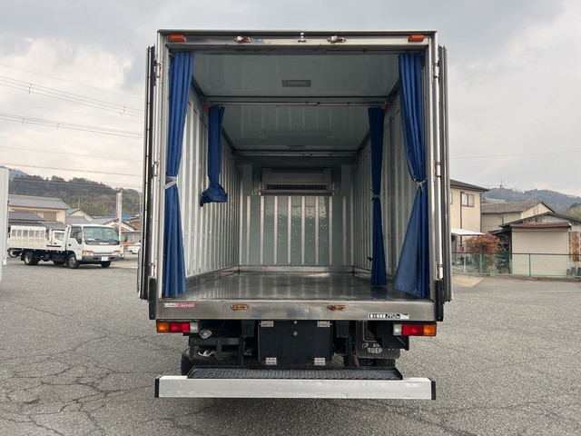 三菱ふそうキャンター冷凍車（冷蔵車）小型（2t・3t）[写真10]