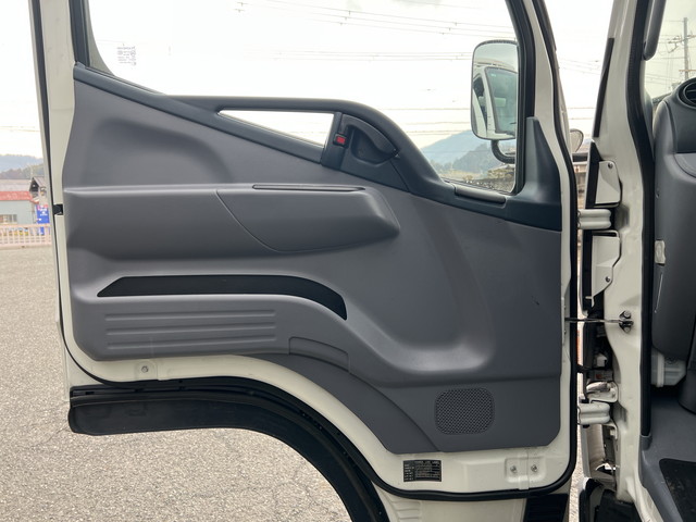 三菱ふそうキャンター冷凍車（冷蔵車）小型（2t・3t）[写真19]