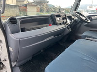 三菱ふそうキャンター冷凍車（冷蔵車）小型（2t・3t）[写真23]