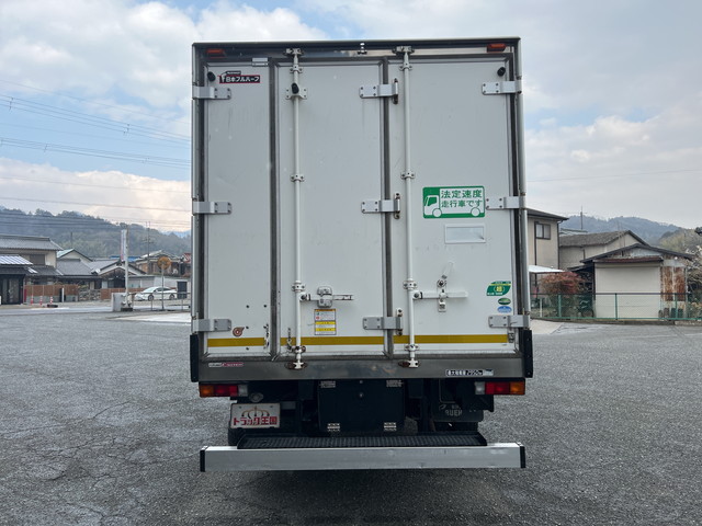 三菱ふそうキャンター冷凍車（冷蔵車）小型（2t・3t）[写真09]